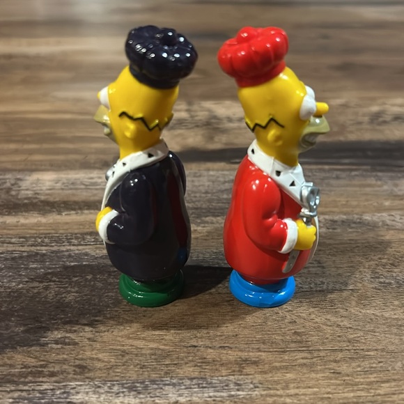 Vintage 1991 The Simpsons 3-D Chess 32 Pieces ONLY - Picture 8 of 13